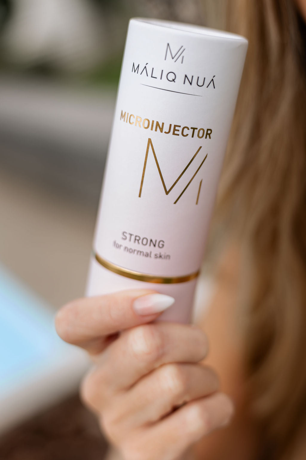 MICROINJECTOR STRONG